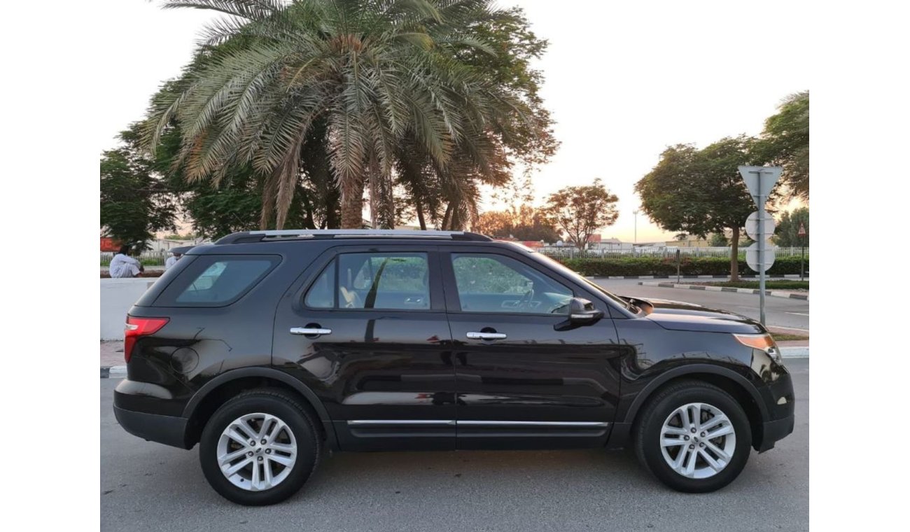 فورد إكسبلورر GCC SPECS - XLT - 4WD - 2015 - WARRANTY -