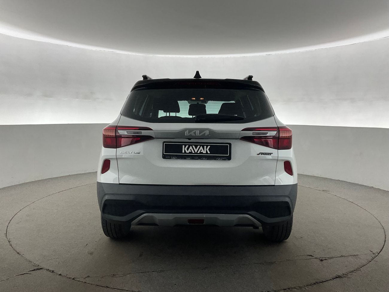 كيا سيلتوس LX | National Day Celebration | شامل الضمان | 0 ﺪﻔﻋﺓ ﺃﻮﻟﻯ