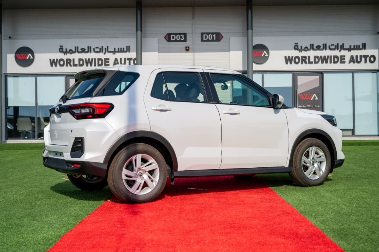 تويوتا ريز 1.2L | Petrol | 5 Seater | FWD | Automatic