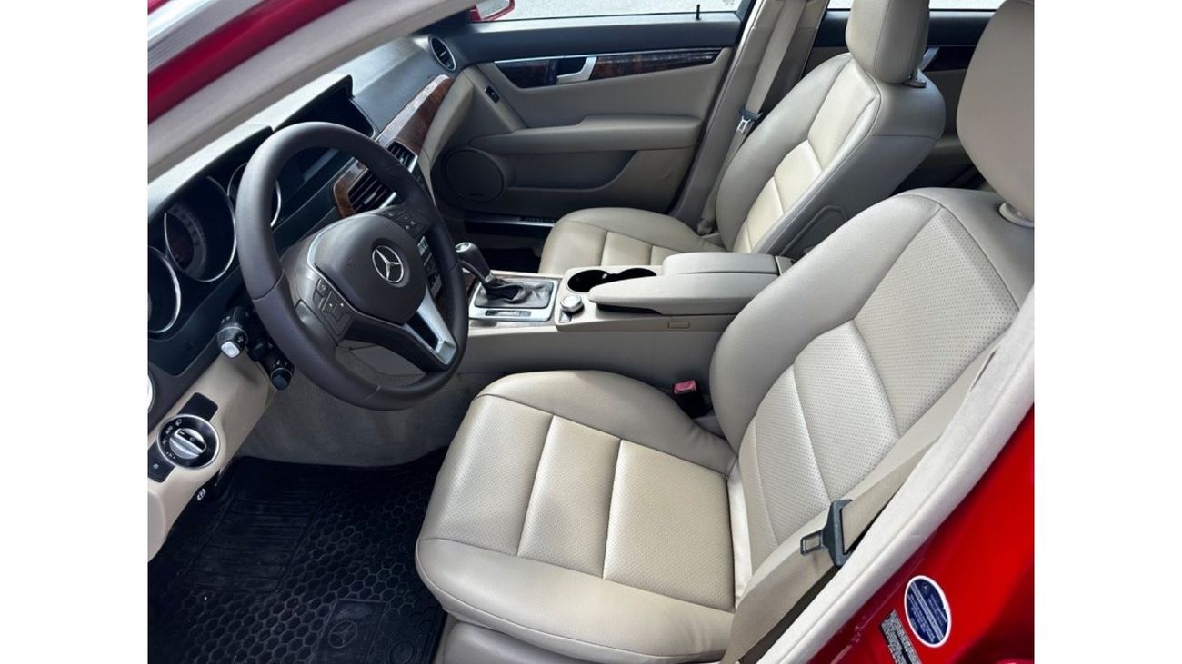 Mercedes-Benz C 250 MODEL 2014  CAR PERFECT CONDITION INSIDE AND OUTSIDE FULL OPTION SUN ROOF KIT 65