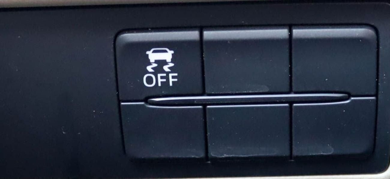 مازدا 6 2.5L S Mazda 6  2023 2.5 L GCC accident-free, in excellent condition  1354 P.M