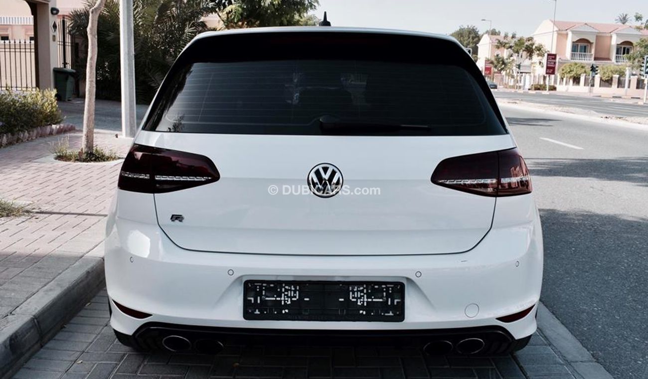 فولكس واجن جولف R 4 Motion