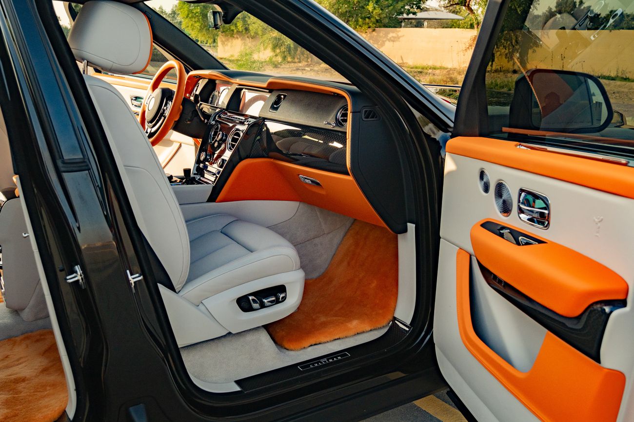 Rolls-Royce Cullinan 6.7L Twin-Turbo (563 HP)