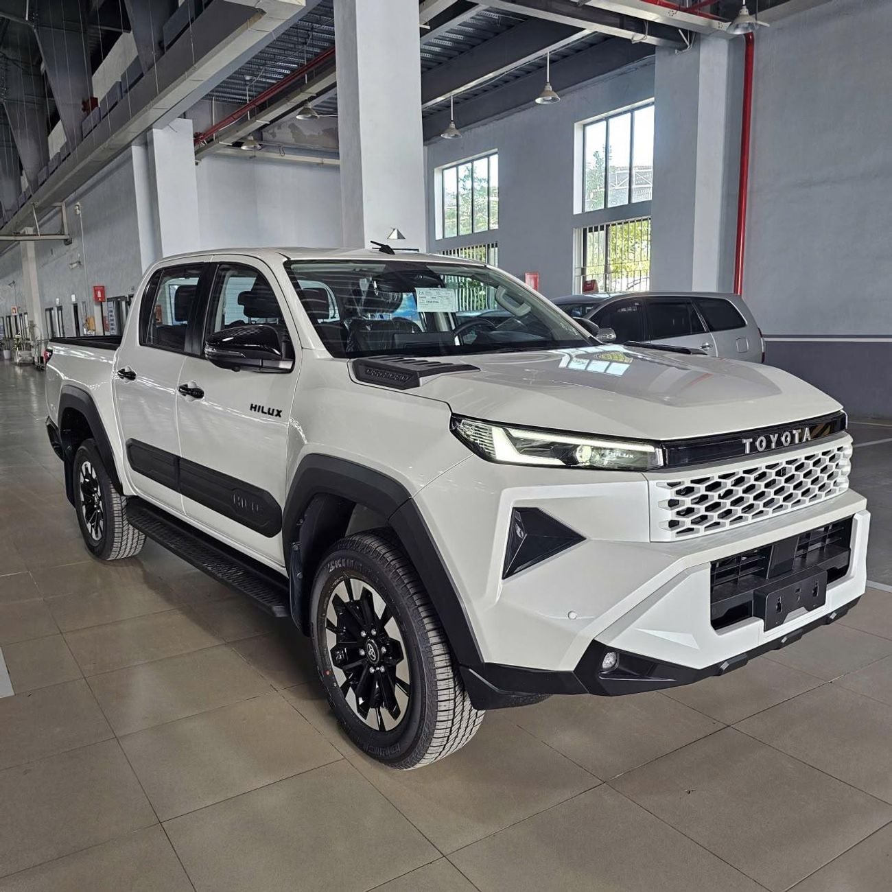 Toyota Hilux NEW SHAPE DIESEL A/T FULL OPTION DOUBLE CABIN PICKUP