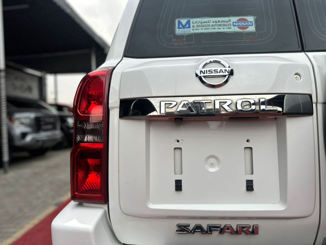 نيسان باترول سفاري Safari 4.8L A/T
