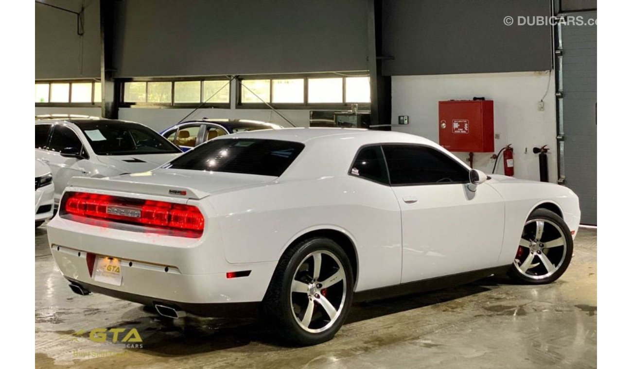 Dodge Challenger 2014 Challenger 6.4 SRT 8 with 1 Year Warranty