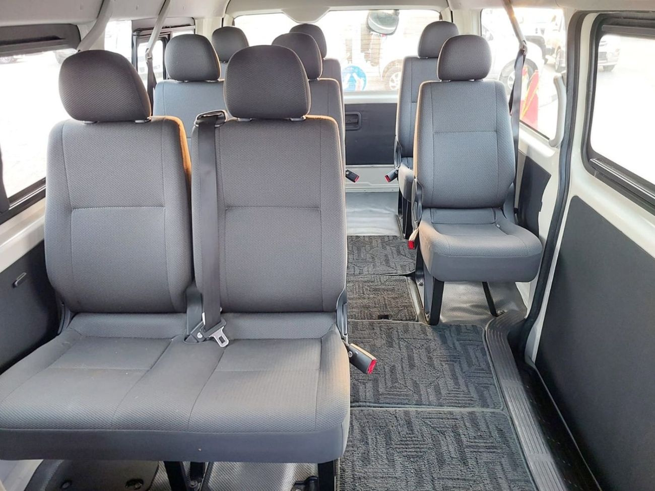 Toyota Hiace TOYOTA HIACE VAN RHD 2017 MODEL 2.7 L PETROL AUTOMATIC(PM27593)