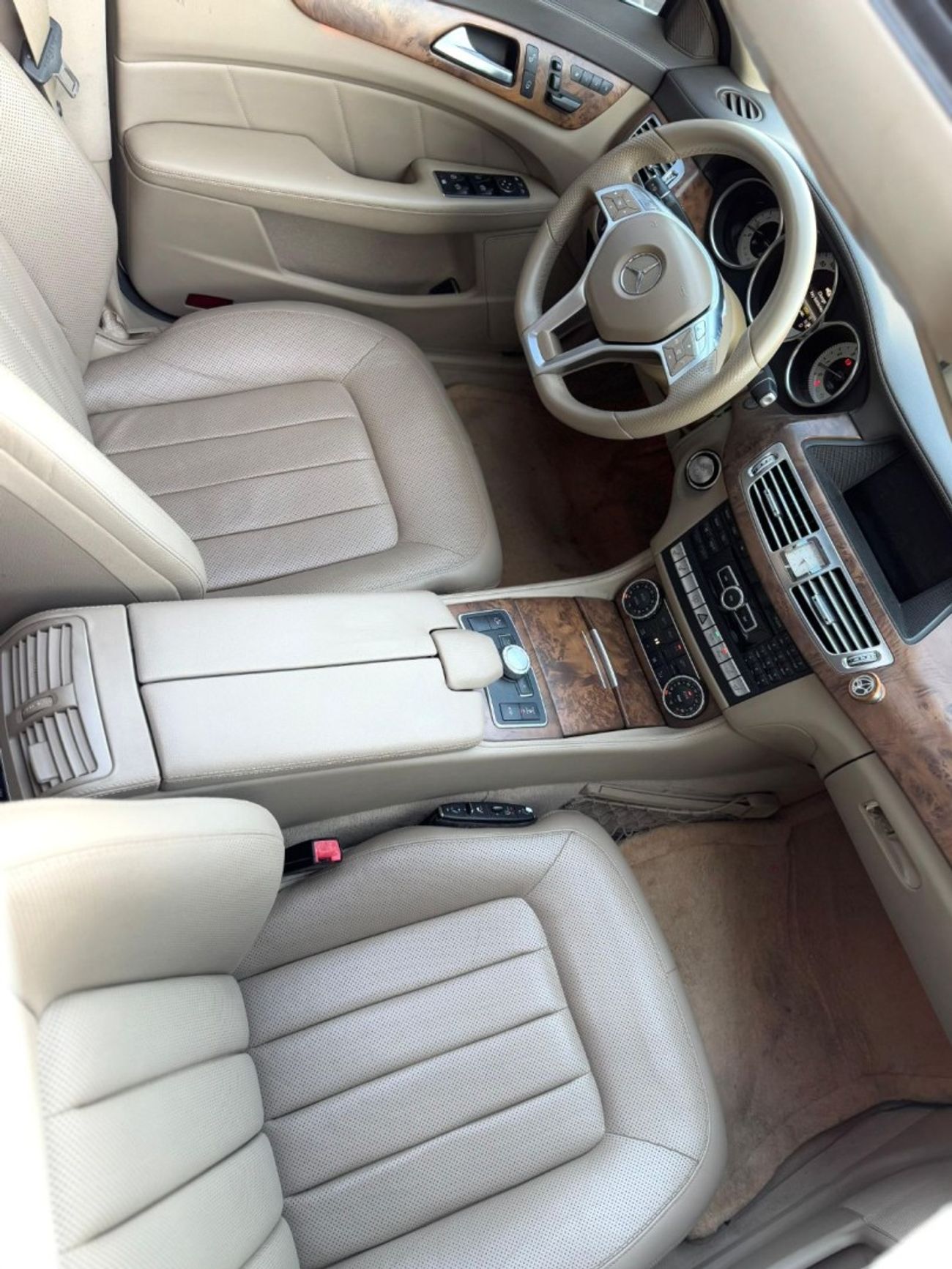 Mercedes-Benz CLS 500 Std 4.7L