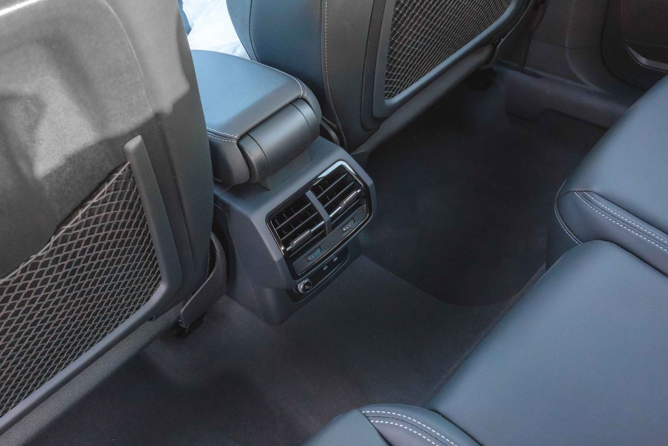 أودي Q3 Audi Q3 TFSI 35 S Line 1.5 Turbo White