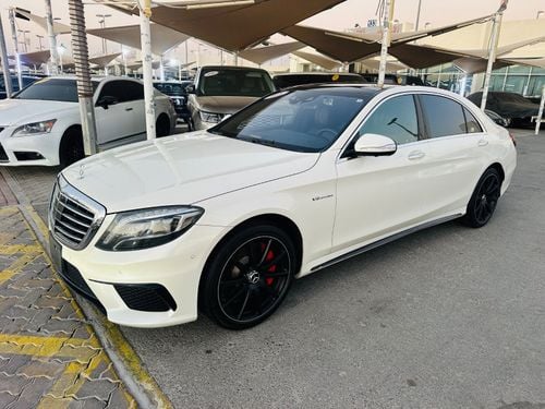 Mercedes Benz S63 AMG