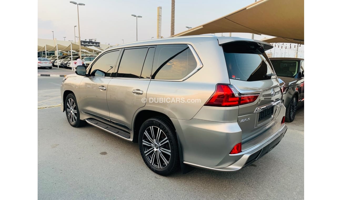 Lexus LX 570 Platinum Signature