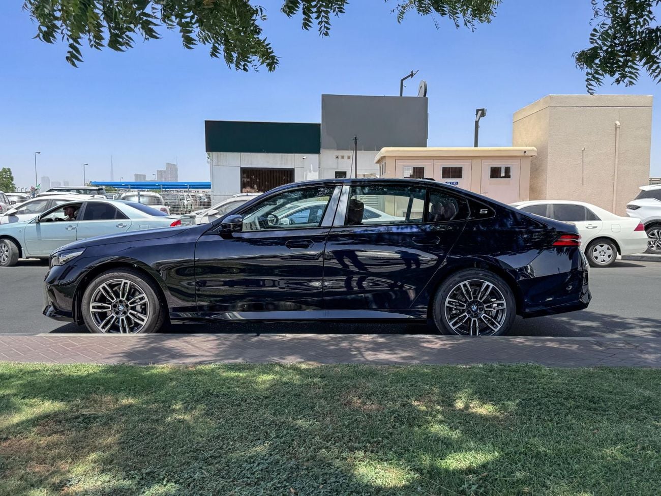 BMW 530i BMW 5-Series 530i M 2026 Automatic 0 Km 4 Cylinder Rear Wheel Drive (RWD) Sedan
