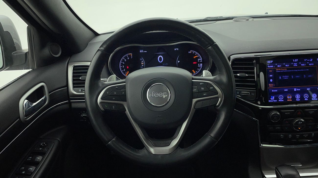 جيب جراند شيروكي LIMITED 3.6 | بدون دفعة مقدمة | اختبار القيادة في المنزل