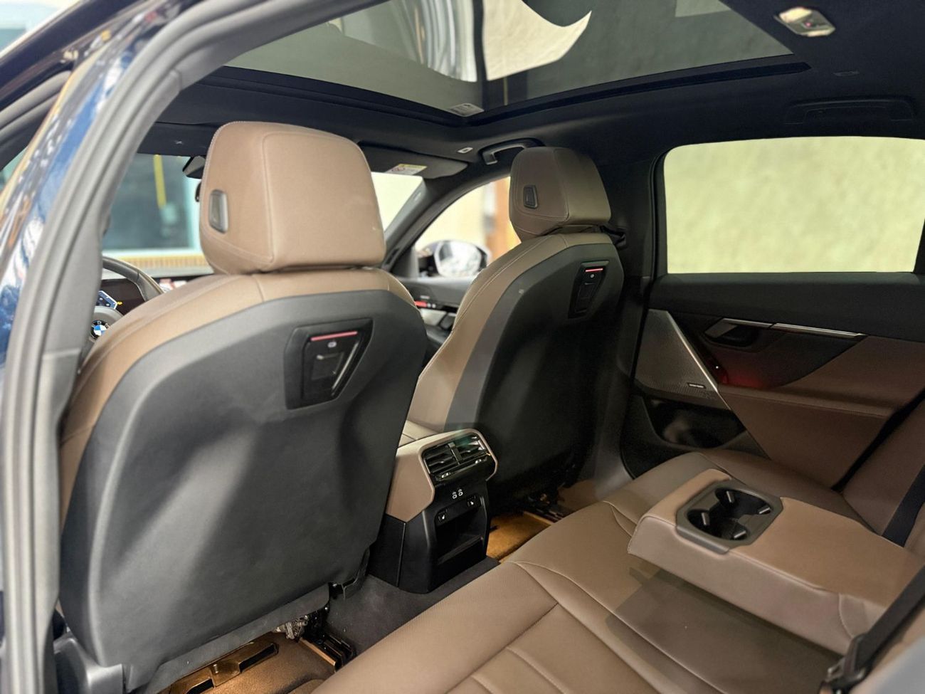 بي أم دبليو 520i BMW 520I M SPORT 2024 UNDER WARRANTY FULL OPTION