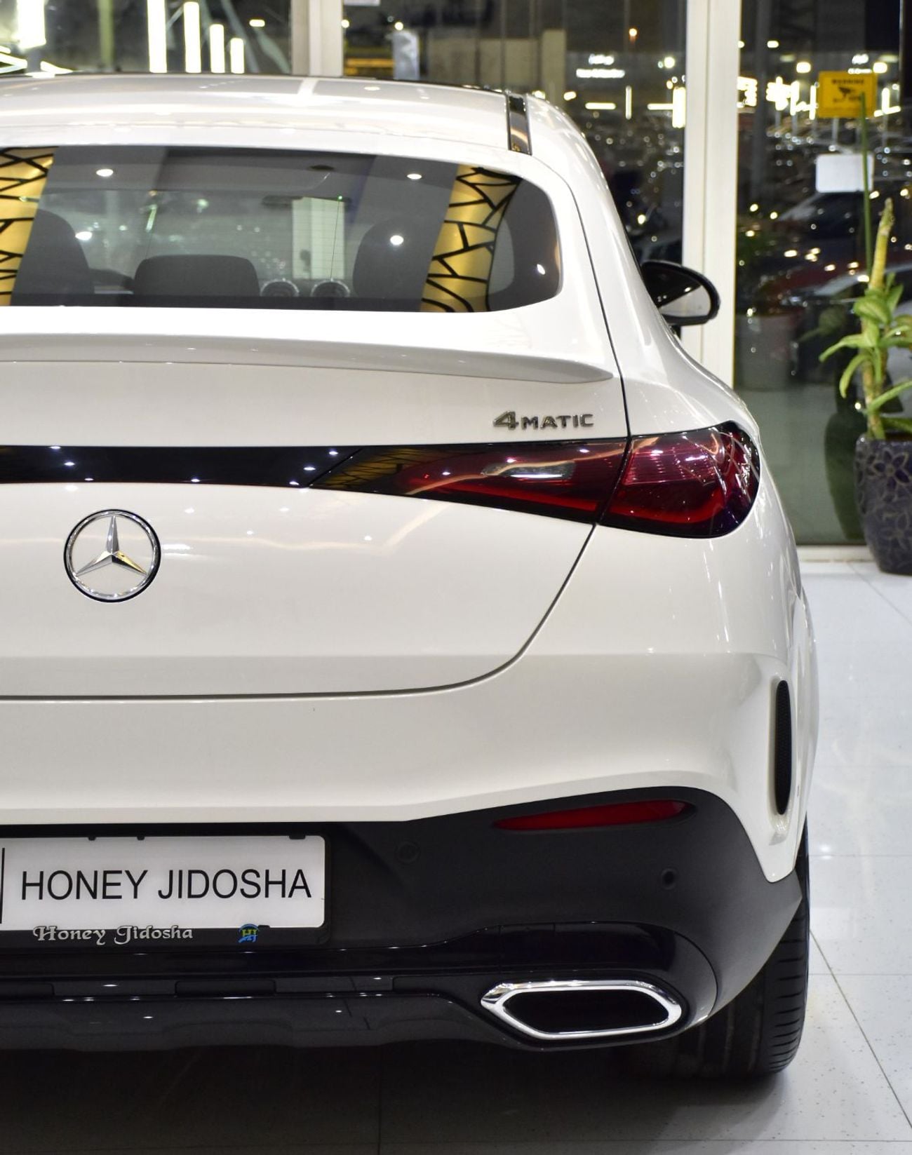 Mercedes Benz GLC200 4MATIC HIGH EXCELLENT DEAL for our Mercedes Benz GLC200 4Matic ( 2025 Model ) in White Color GCC Spe