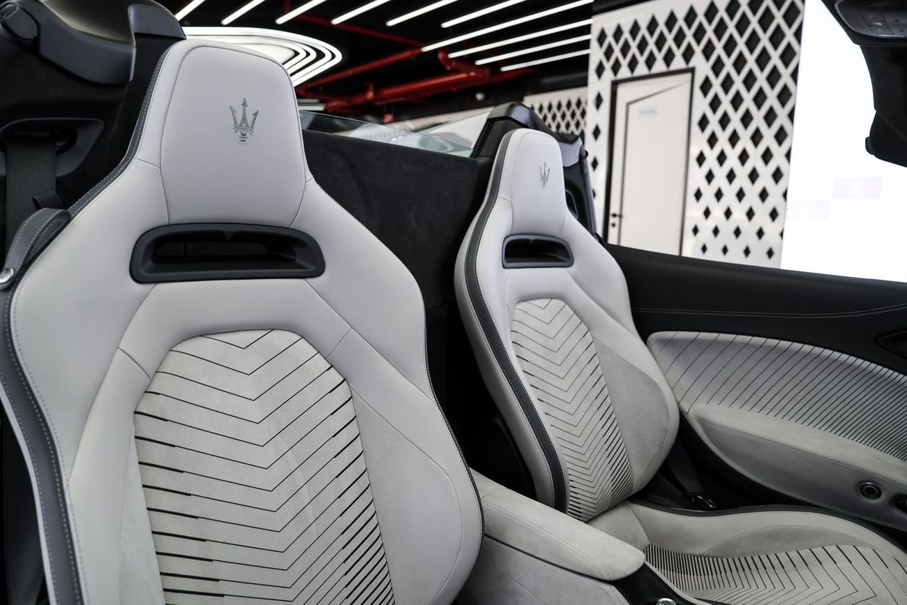 مازيراتي MC20 تشيلو Maserati MC20 Cielo