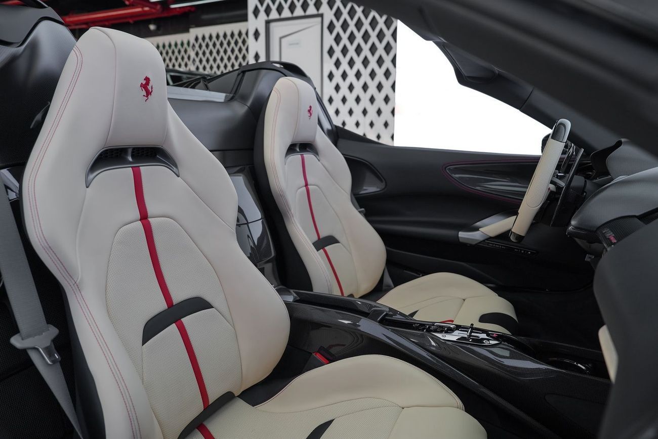 Ferrari SF90 Spider Ferrari SF90 Spider Assetto Fiorano