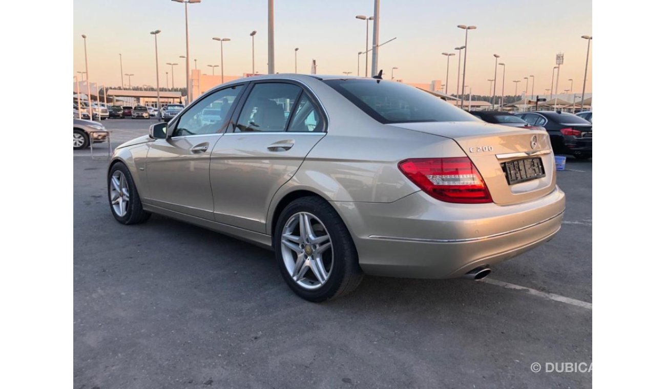 Mercedes-Benz C200 Mercedes Benz C200 model 2012  GCC car prefect condition full option low mileage sun roof leather s