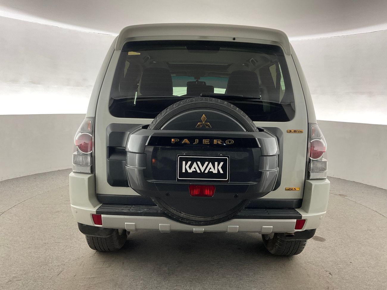 Mitsubishi Pajero GLS Highline | National Day Celebration | Guaranteed Warranty | 0 Down Payment