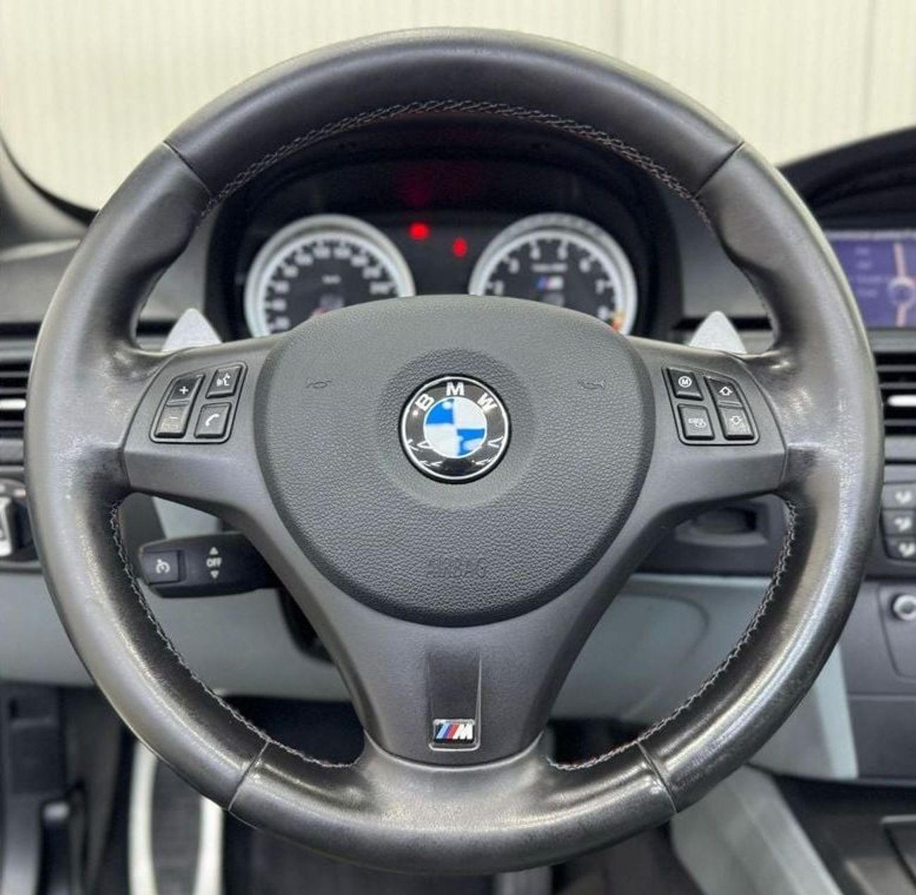 بي أم دبليو M3 2011 BMW M3 Convertible E93 (Lemans Blue Color), Full Service History, Excellent Condition, GCC