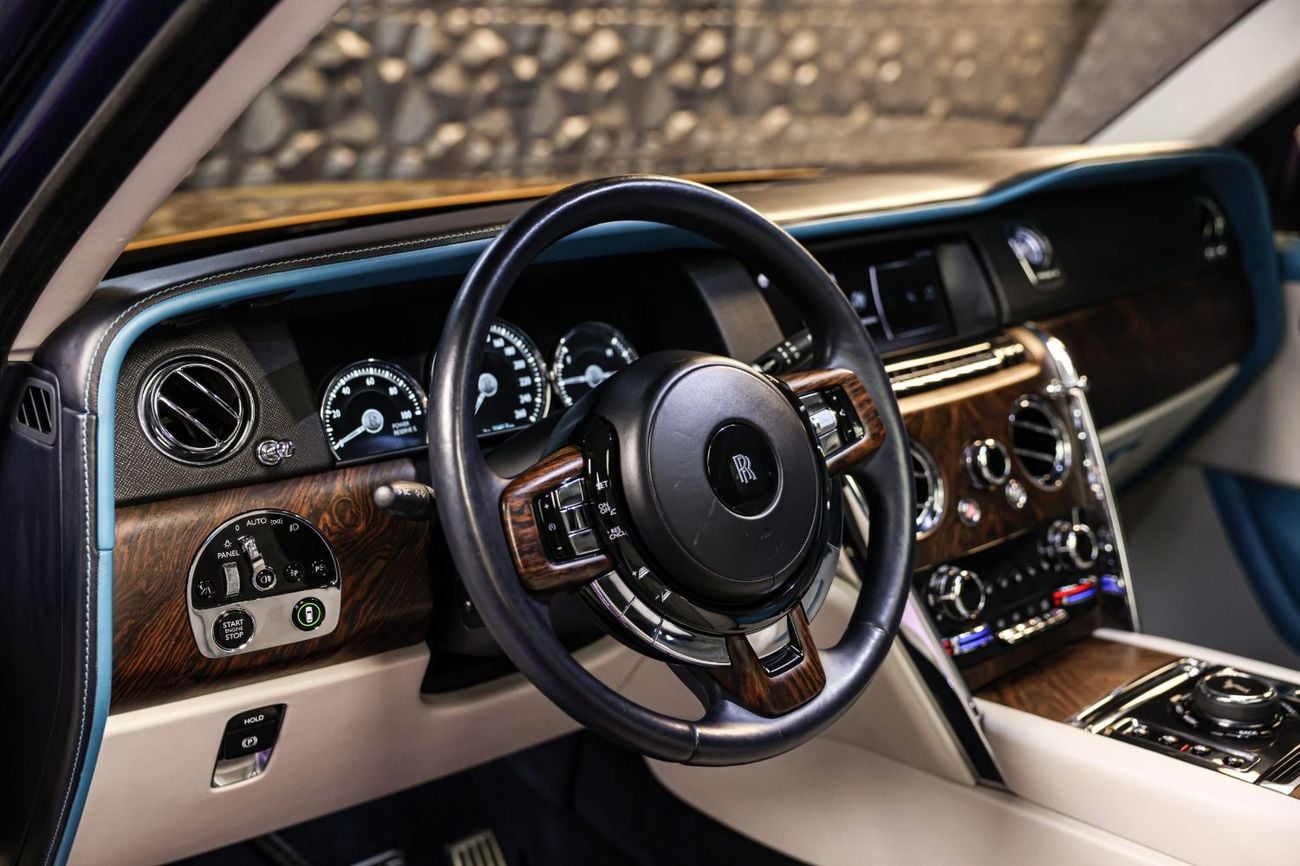Rolls Royce Cullinan BLACK BADGE