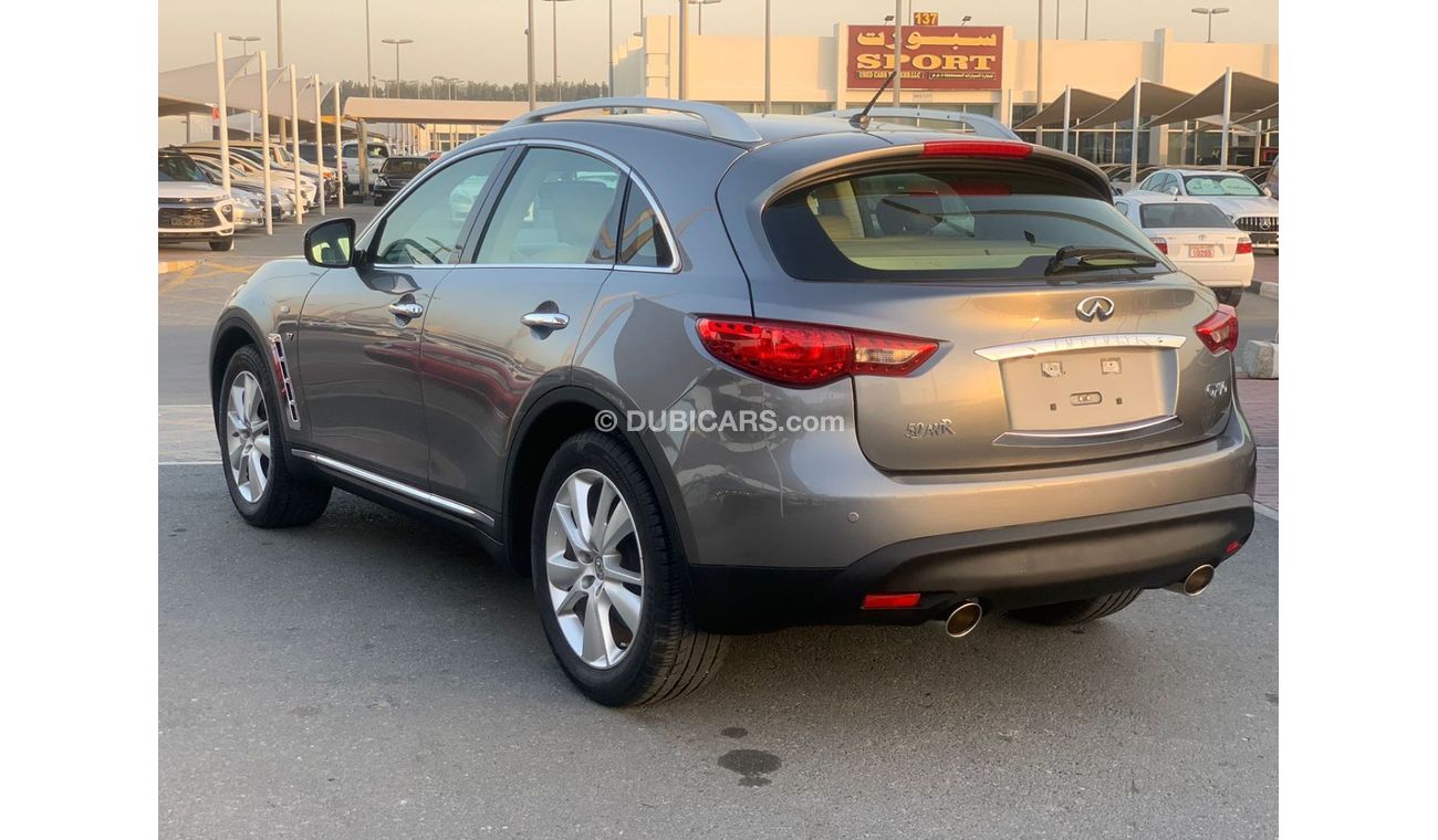 Infiniti QX70 Limited Infiniti QX70 _ Gcc_2019_Excellent_Condition _Full option
