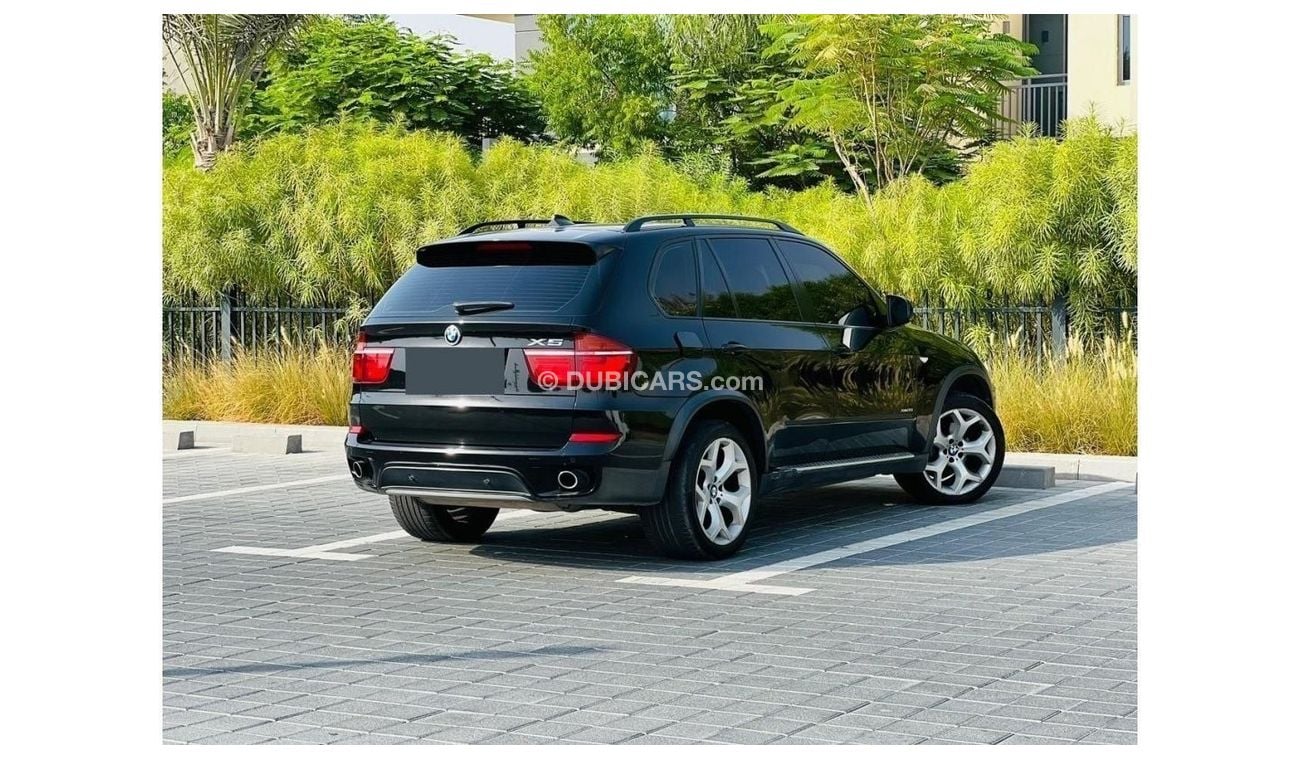 BMW X5 xDrive 35i || Sunroof || GCC || Well Maintained
