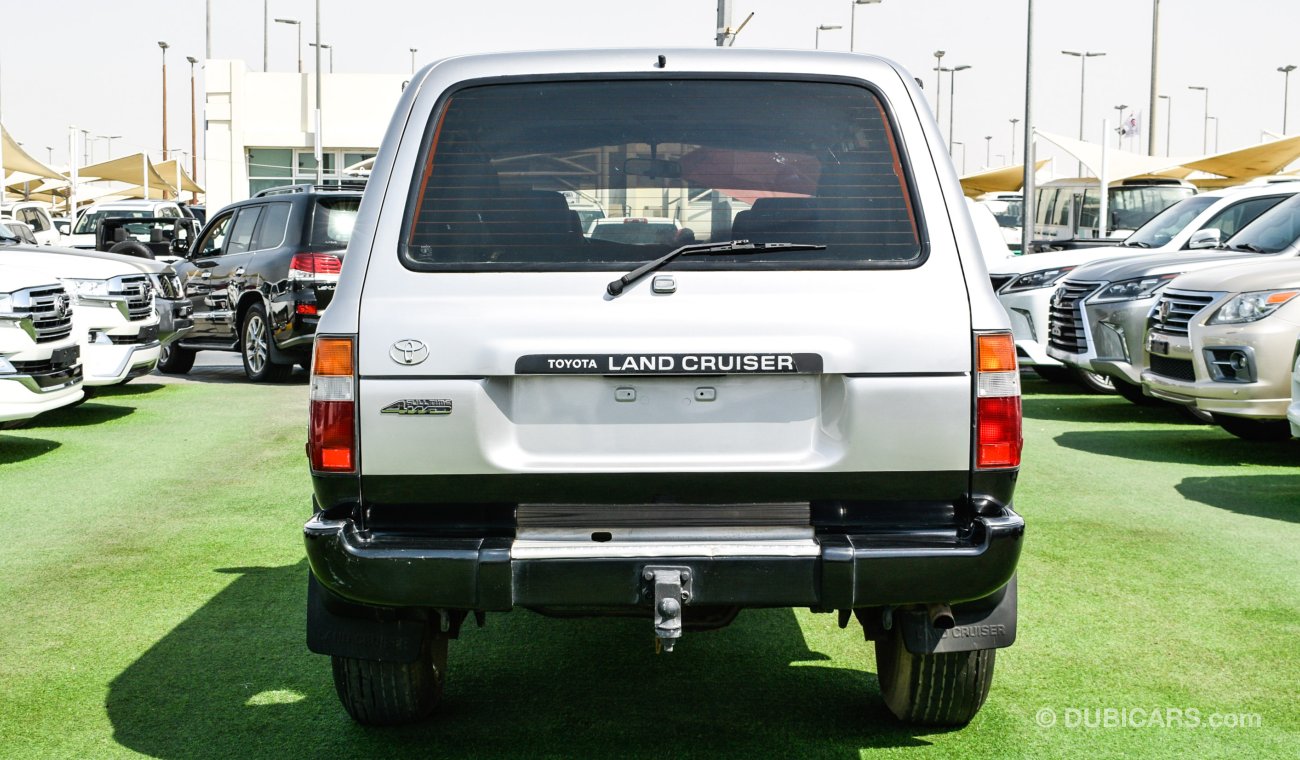 Toyota Land Cruiser V6