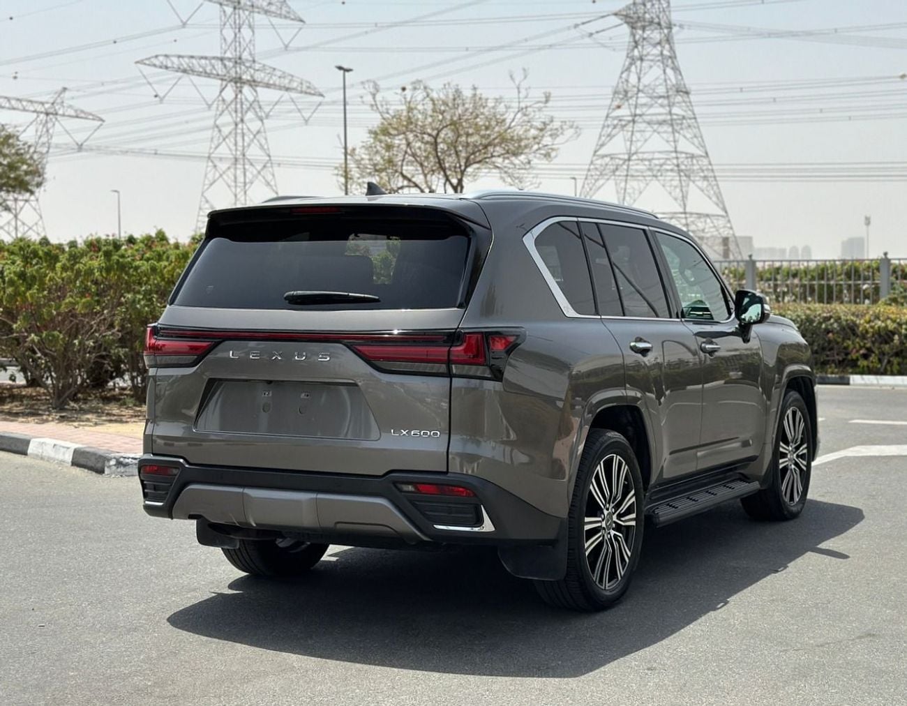 Lexus LX600 SIGNATURE