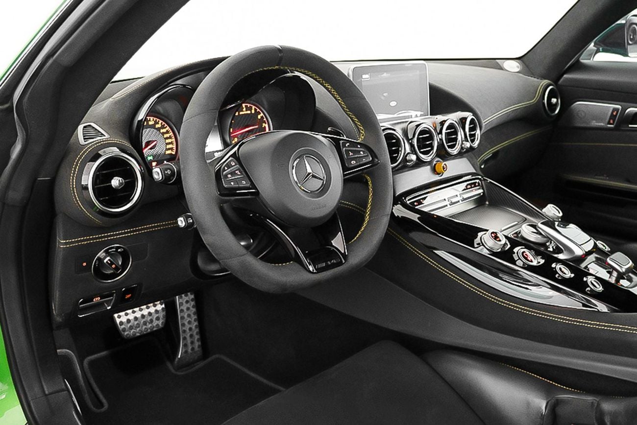 Mercedes-Benz AMG GTR