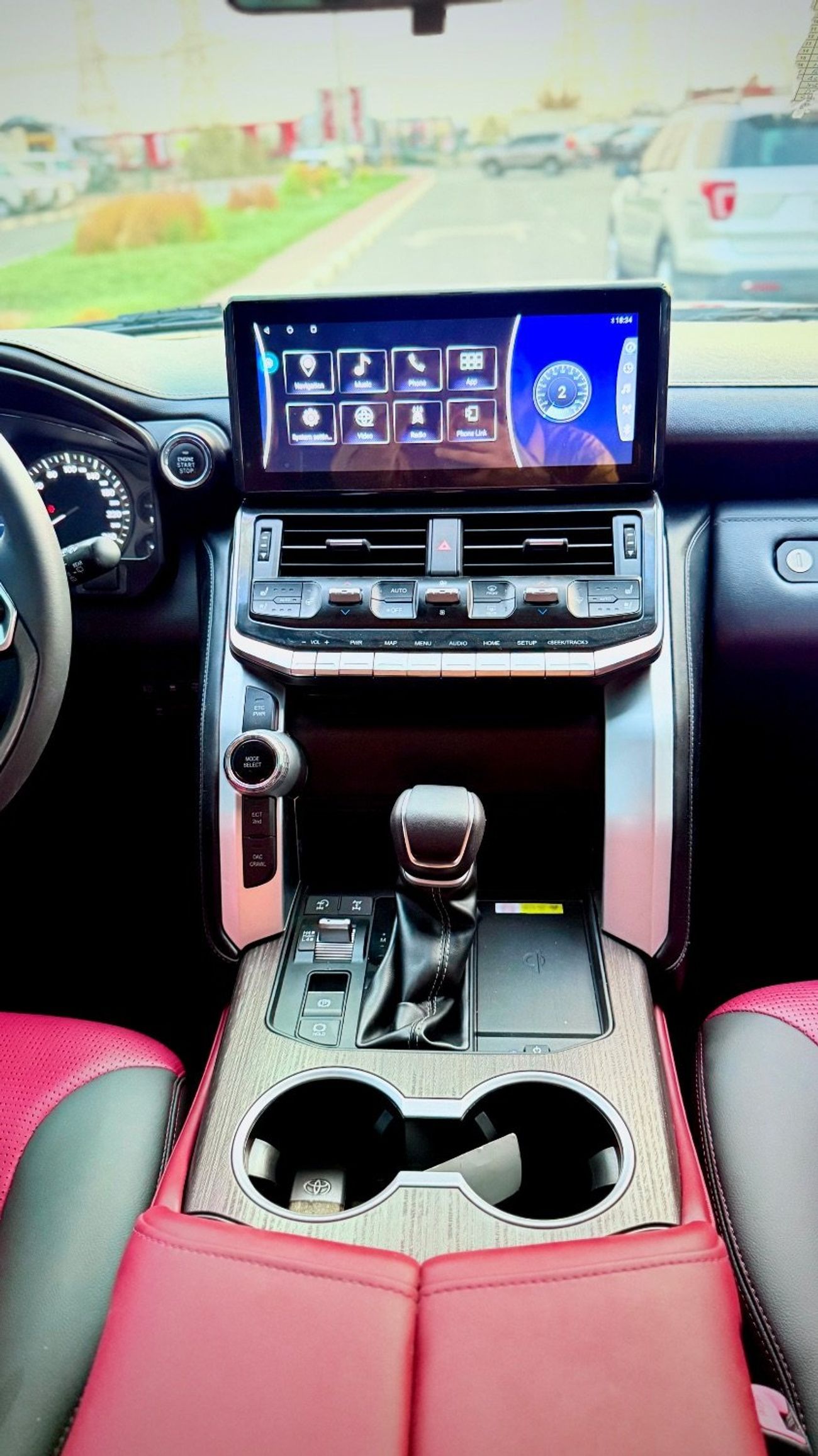 تويوتا لاند كروزر 2017 GXR V6 Facelift to 2025 LC300 Full Option very clean title