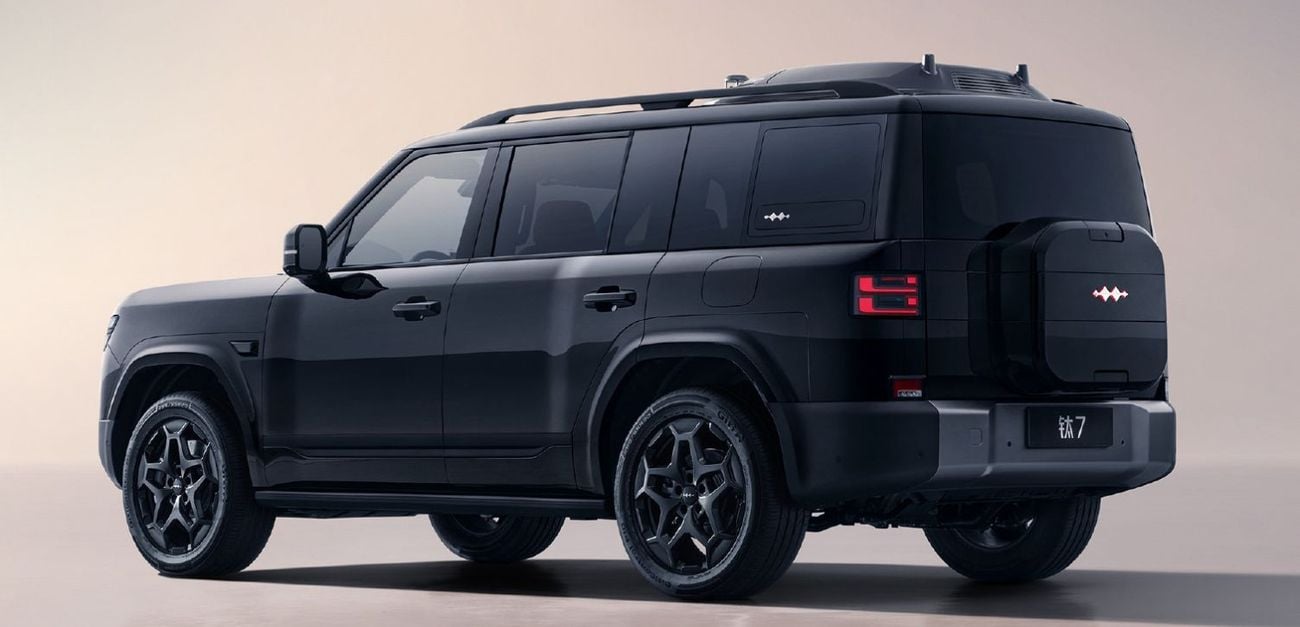 BYD Leopard Titanium 7 BYD Leopard Titanium 7 DM-i 190KM 4WD ULTRA EDITION | SMART DRIVING | 2025 5 YEARS EVS WARRANTY