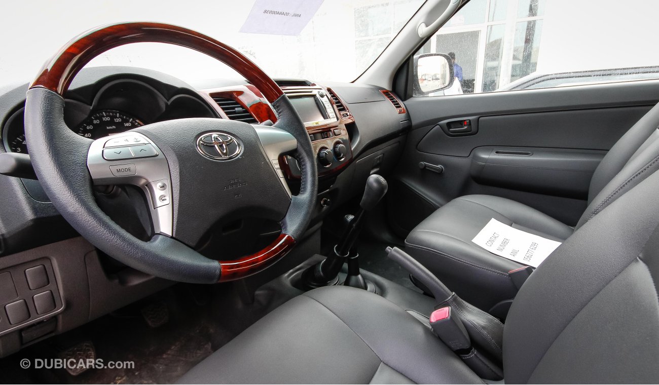 Toyota Hilux Smart Cab