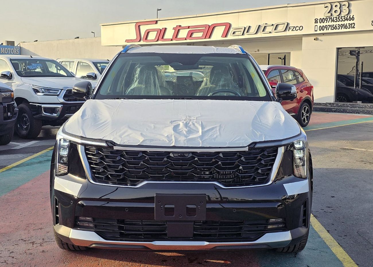 كيا سورينتو KIA SORENTO MQ4 HEV AT 7P 1.6L SUV AWD 5Doors black color 2026 Model