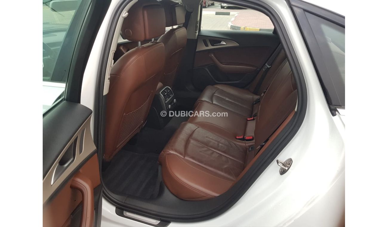 أودي A6 اودي A6 موديل 2017 خليجي السياره حاله ممتازه جدا فل اوبشن سوبر تشارج بصمه وجلد وفتحه وتحكم كهربي كام