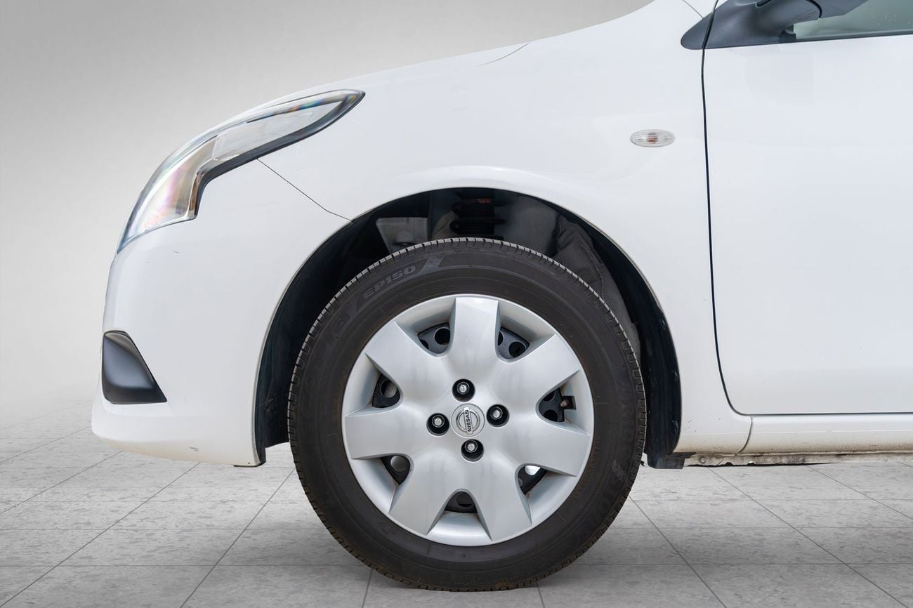 نيسان صني SV 1.5