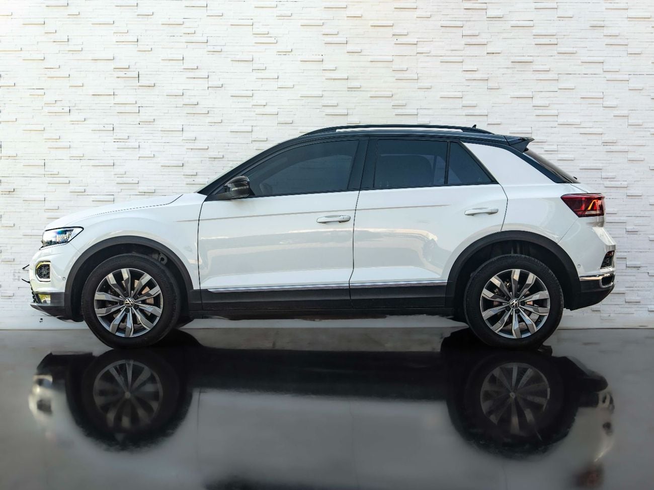 فولكس واجن T ROC Life 1.4L