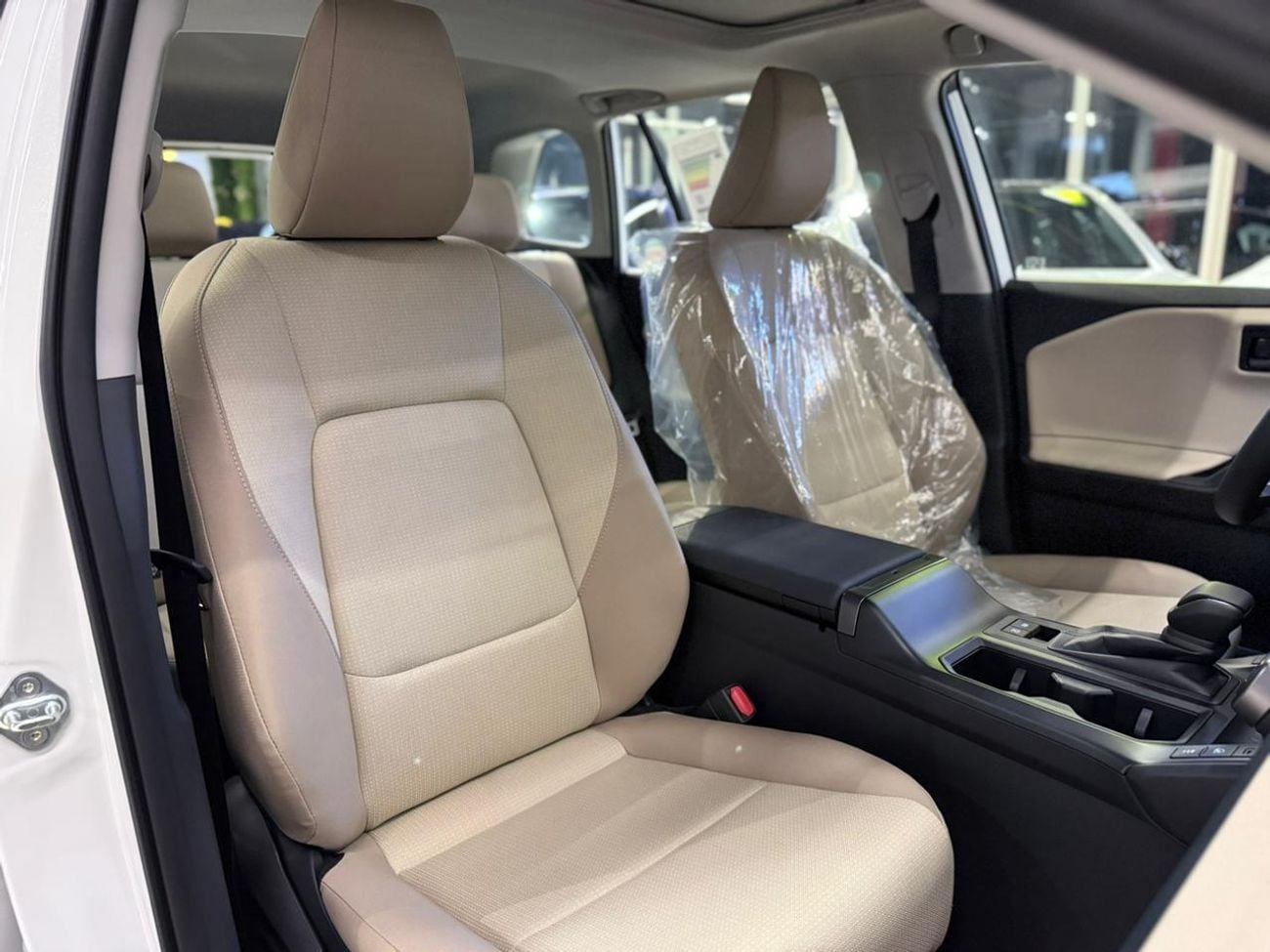 تويوتا راف ٤ 2026 Toyota Rav 4 GXR 2.5L Hybrid - GCC Specs - 5 Years Warranty and Service from AL Futtaim