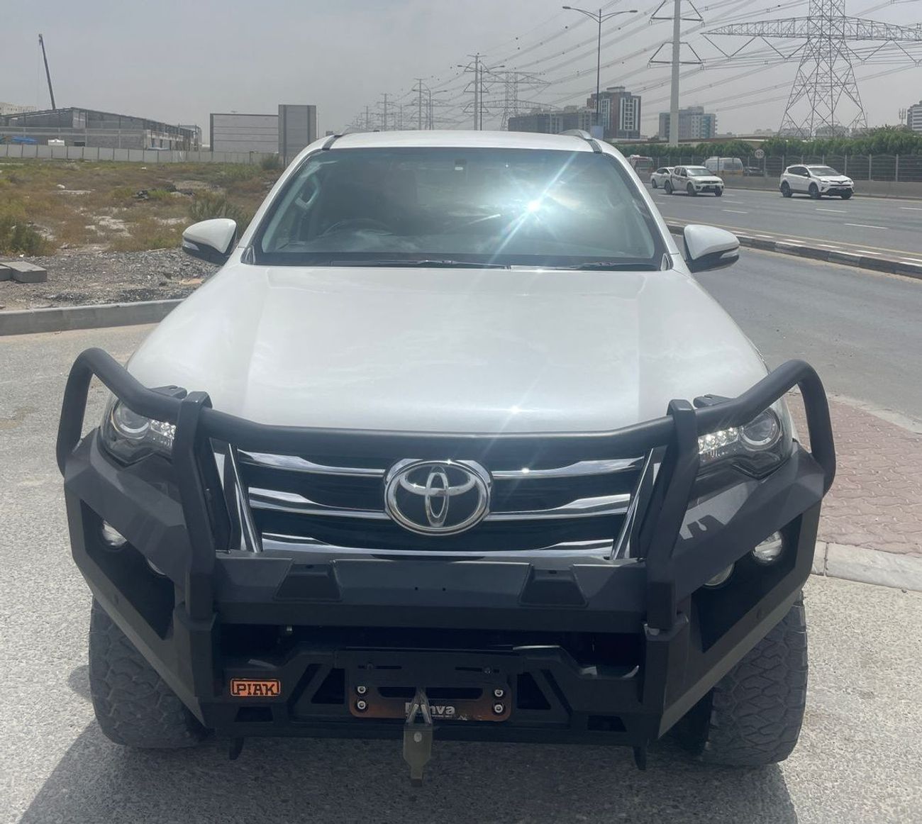 تويوتا فورتونر diesel 2.8 liter ,Right hand drive 2017 Model ,only for export available