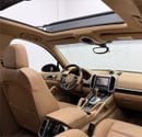 Porsche Cayenne Std 3.6L 2016 Porsche Cayenne, Service History, Excellent Condition, GCC