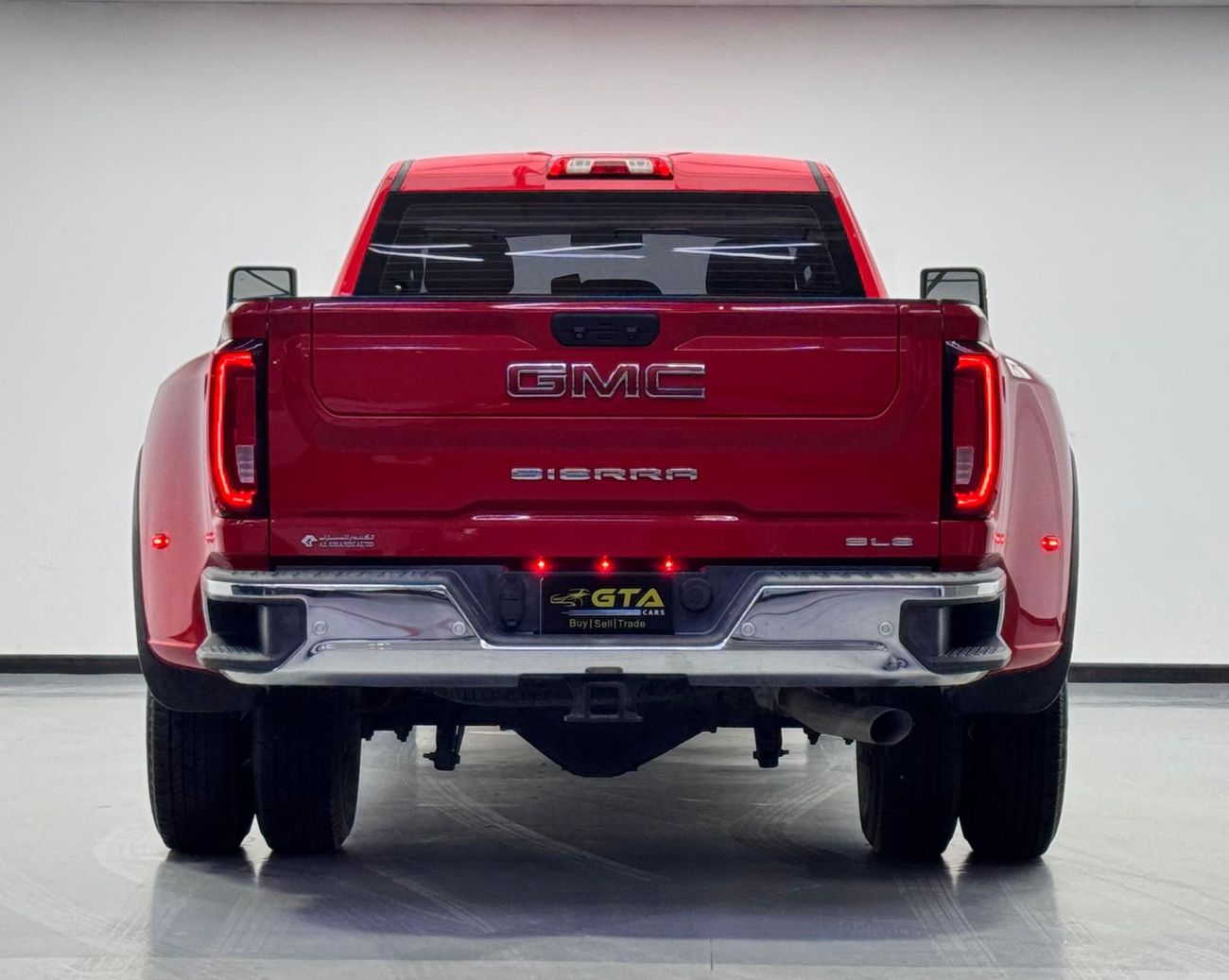 GMC Sierra 2020 GMC Sierra 3500 HD SLE, 1 Year warranty, Full Service History, Excellent Condition, GCC