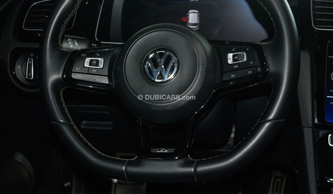 Volkswagen Golf R
