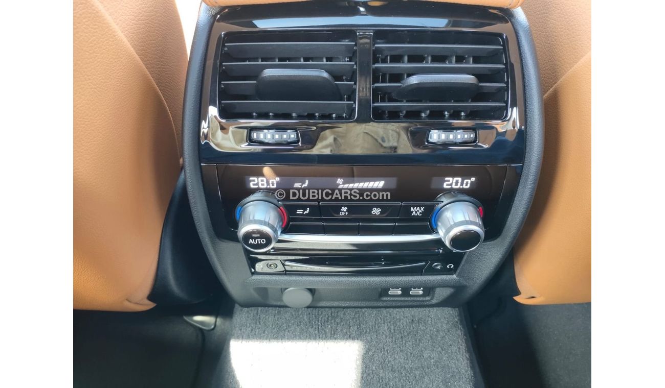 بي أم دبليو 530i لاكجري M سبورت باكج