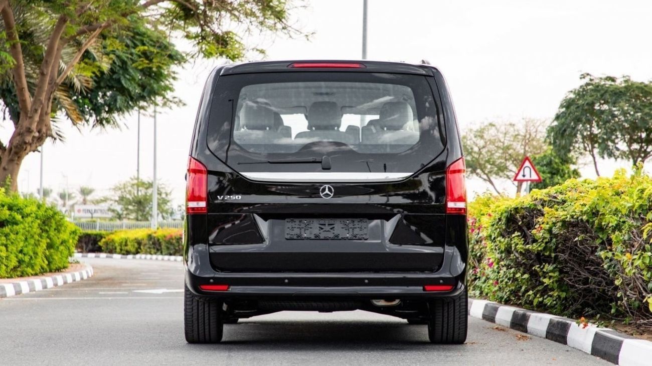 Mercedes-Benz V 250 AVANTGARDE + / GCC/ 2years warranty. For Local Registration +5%