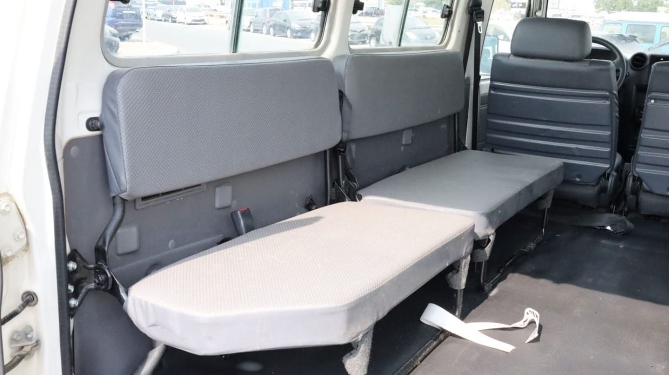 Toyota Land Cruiser 70