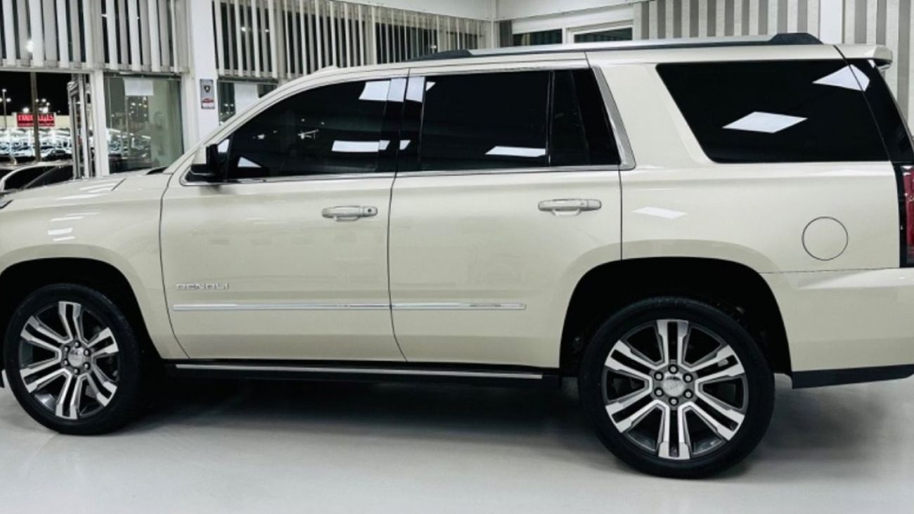 GMC Yukon Denali GCC .. Original Paint .. 6,2L .. Perfect Condition .. Full Options .