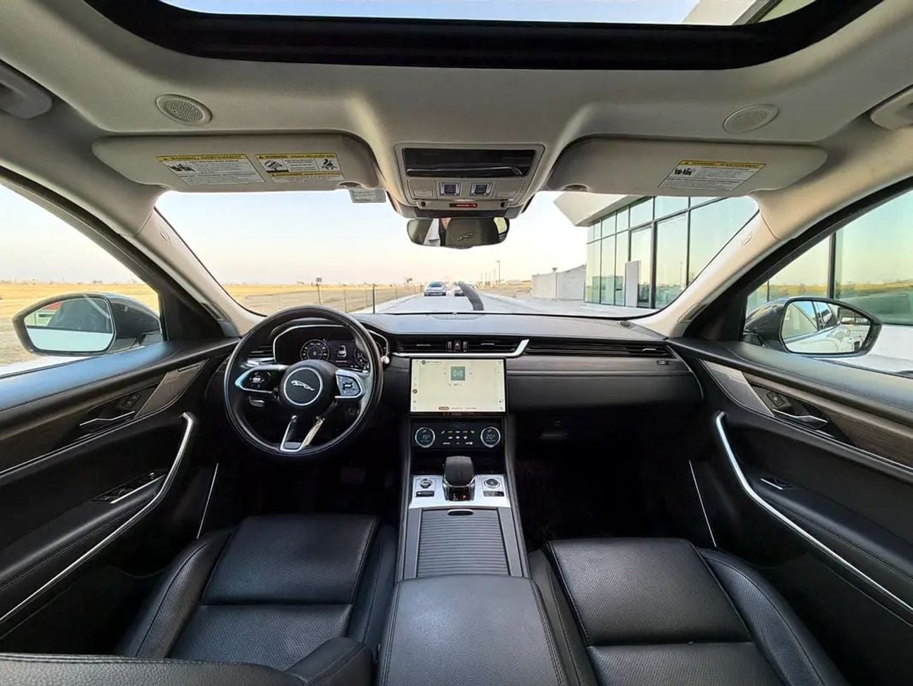 Jaguar F-PACE !! EID SALE !! 1 YEAR FREE WARRANTY !!  AED 1,650 P.M | 0% DOWN PAYMENT | JAGUAR F-PACE R-SPORT PRES