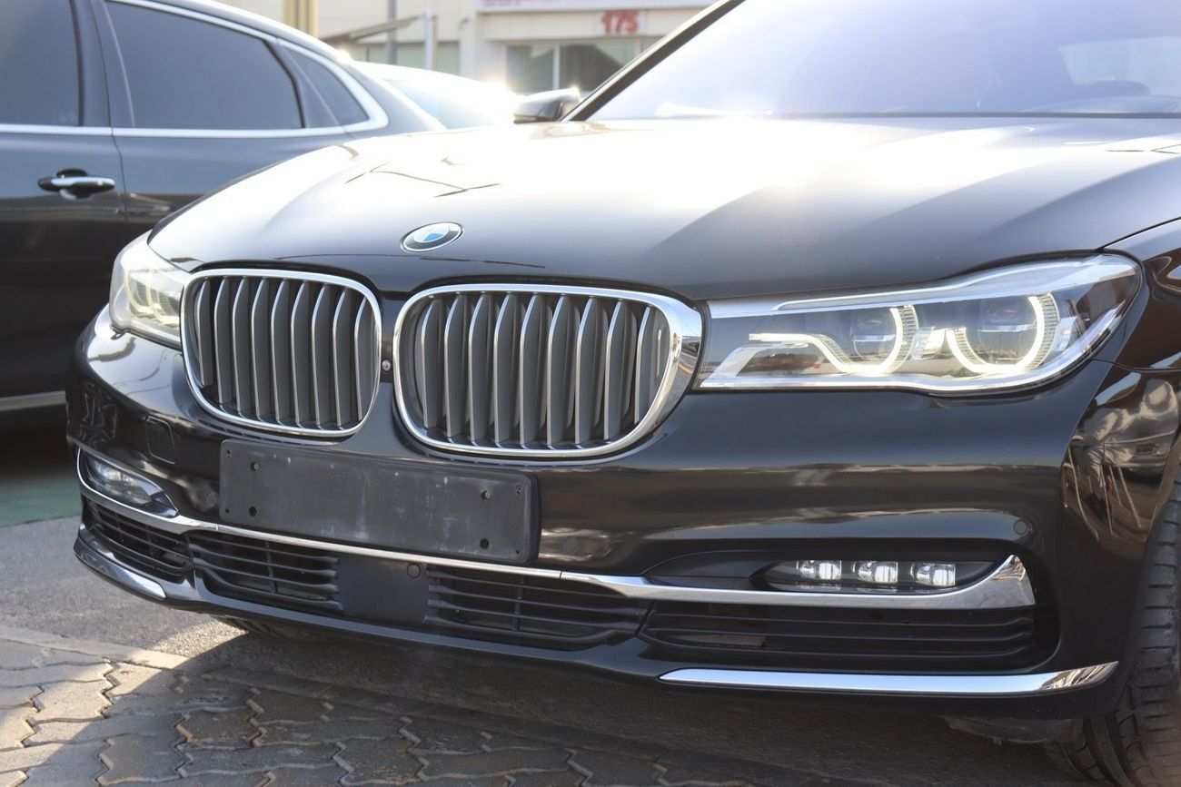 BMW 740Li Luxury 3.0L (335 HP) BMW 740Li VIP / 2017 / GCC / 92,000KM / First Owner