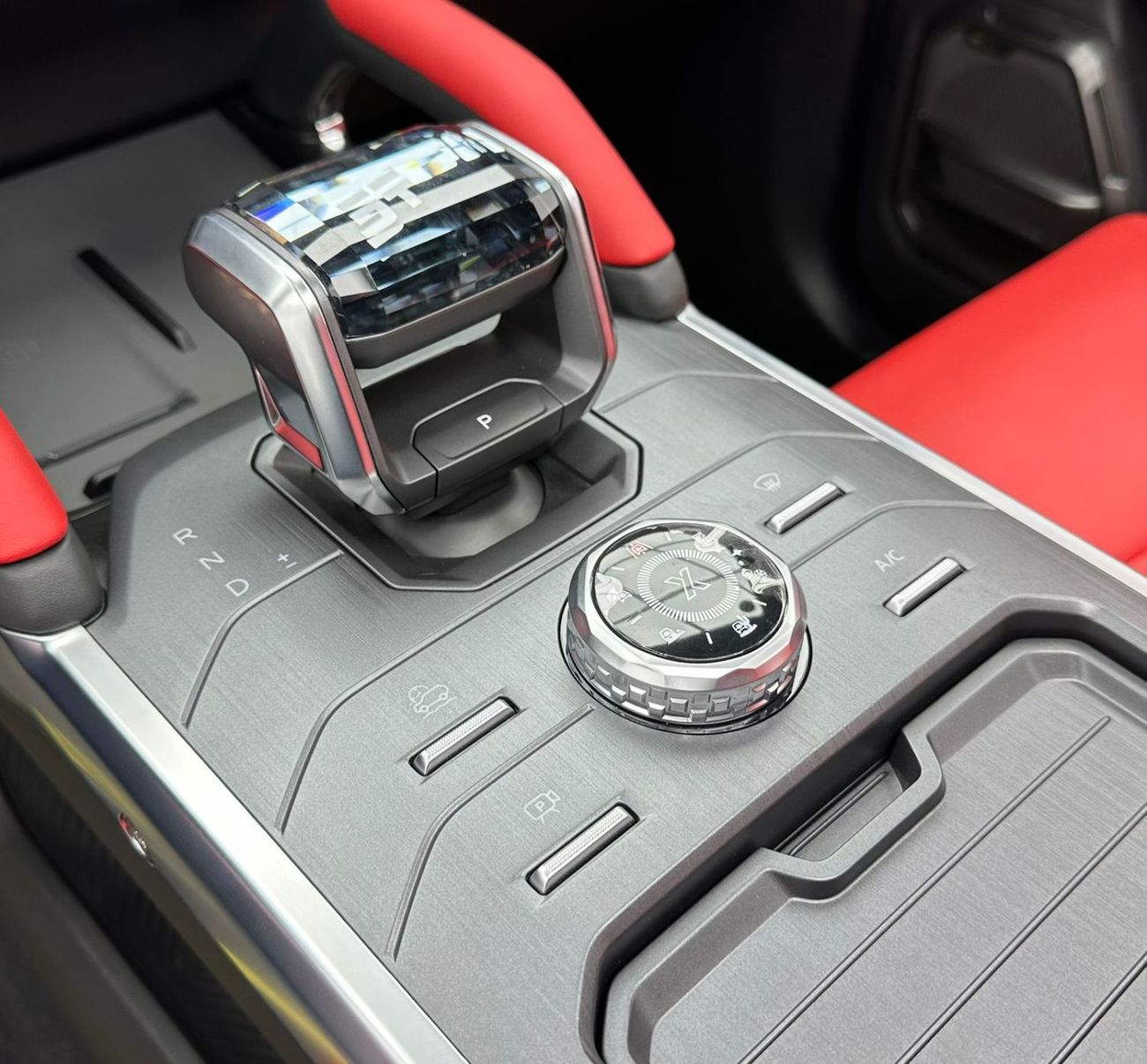 جيتور T2 2025 Jetour T2 Travel Plus, Defender Kit, Brand New, 1 Year Warranty Unlimited, Excellent Condition