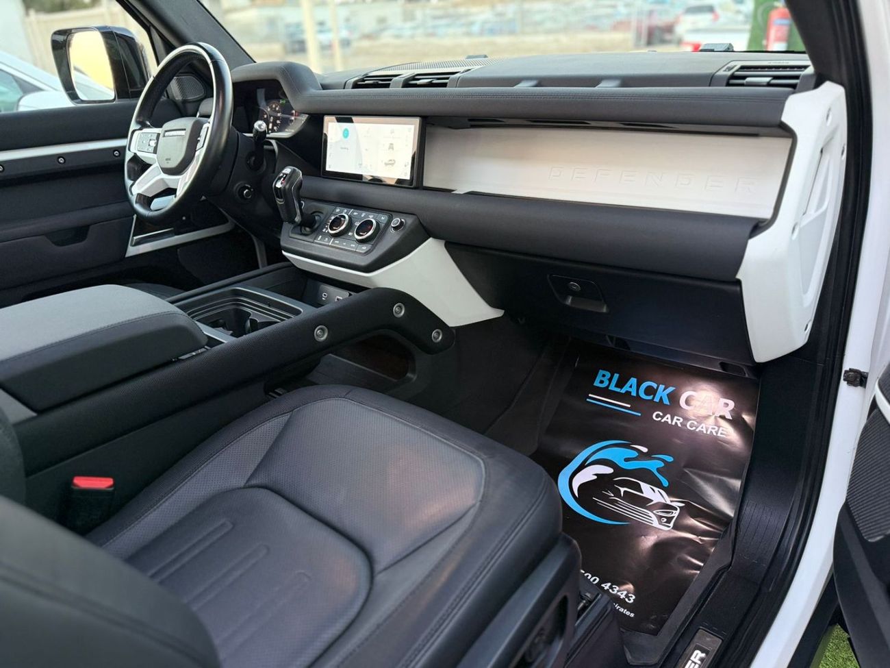 لاند روفر ديفندر P400 90 X-Dynamic HSE 3.0L (5 Seater)